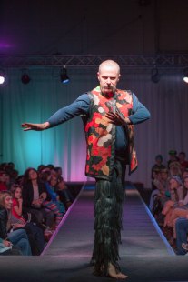 Designer: The Bend Community Materials: Bicycle Tubes, 